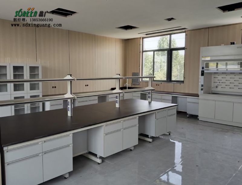 化驗(yàn)室操作臺(tái)